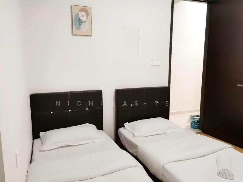 Amberside @ Country Garden Danga Bay - 3