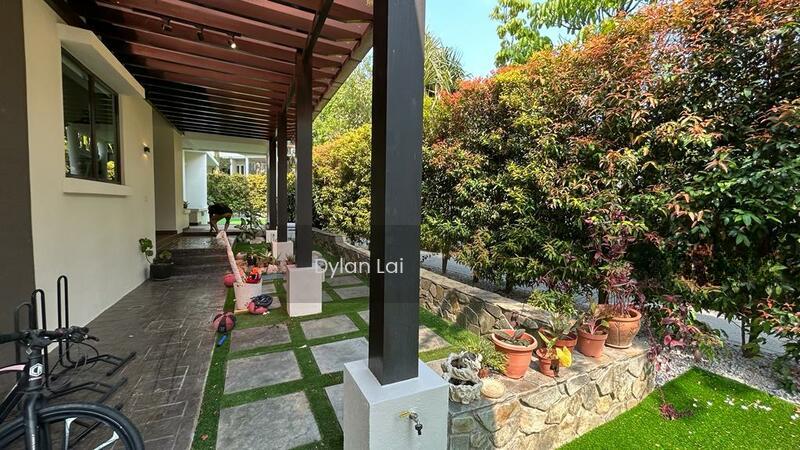Beethoven, Symphony Hills - 5