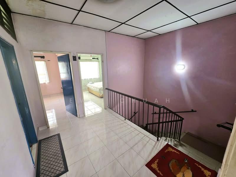 Taman Mutiara Barat - 4