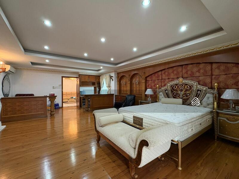 Country Heights Damansara - 5