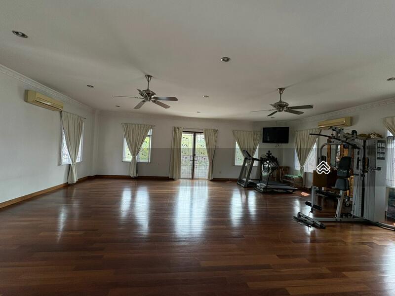 Country Heights Damansara - 4