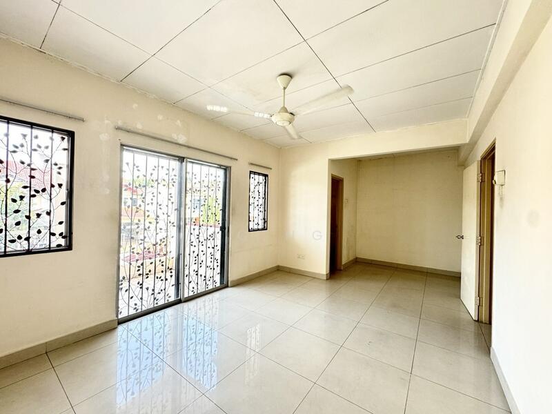 Puchong Utama 1 Double Storey House For Sale. - 3