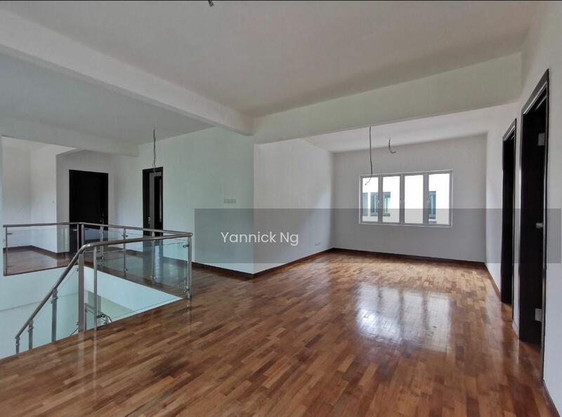 Bungalow at Taman Equine - 3
