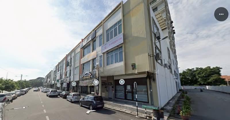 3 storey mainroad shoplot at Taman Mesra Permai , Raja Uda for sale - 1