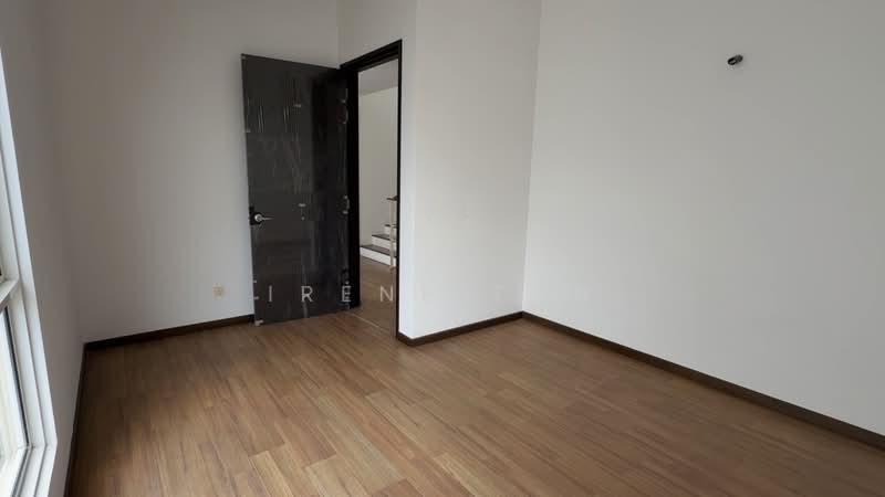 Laman Granview - 3