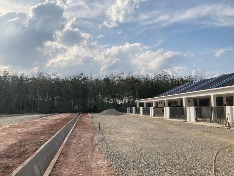 taman jati changlun - 2