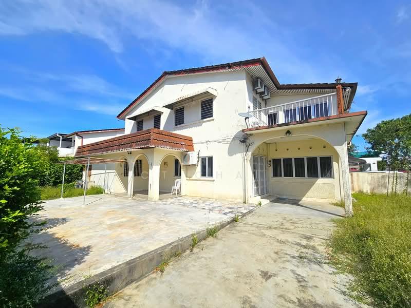 LINTANG BESI, ISLAND PARK, GREENLANE - 1