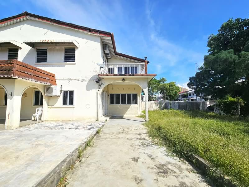 LINTANG BESI, ISLAND PARK, GREENLANE - 4