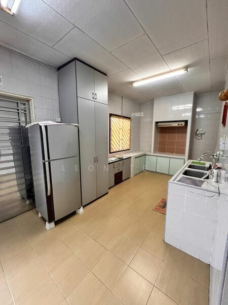 Taman Johor Jaya - 5