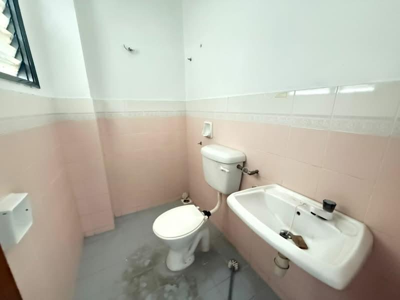 Desa 13, Bandar Country Homes, Rawang - 5