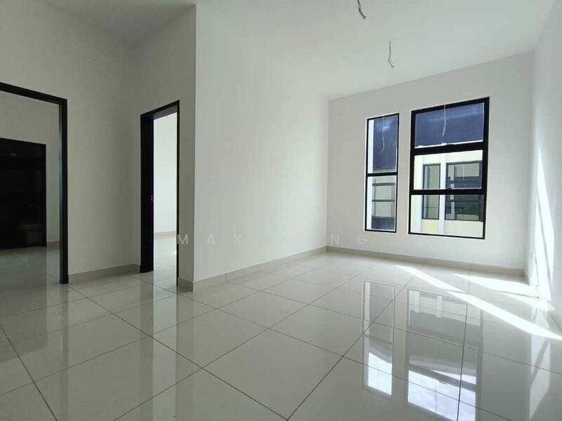 TAMAN IMPIAN EMAS (HONEYDALE RESIDENCE) - 5