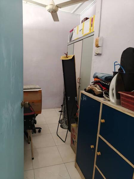 Taman Johor Jaya - 5