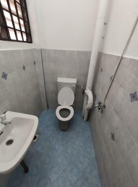 Jalan Haji Manan Flat - 4