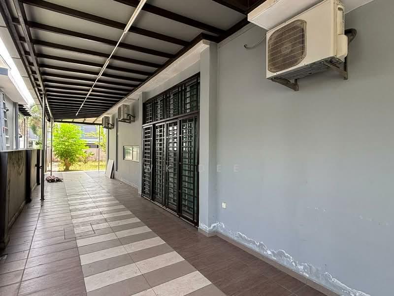 Luxury Super Long Semi Detached House - Gated Guarded - 4