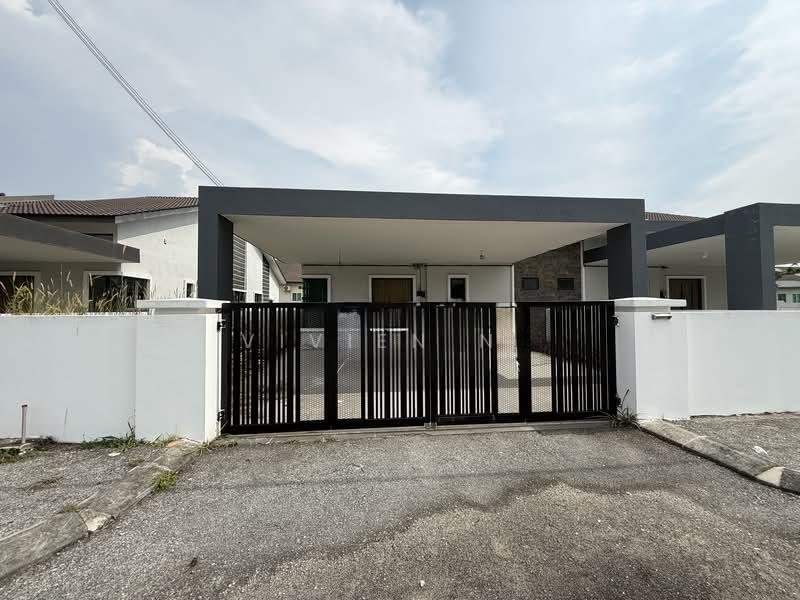 Taman Lapangan Harmoni - 1