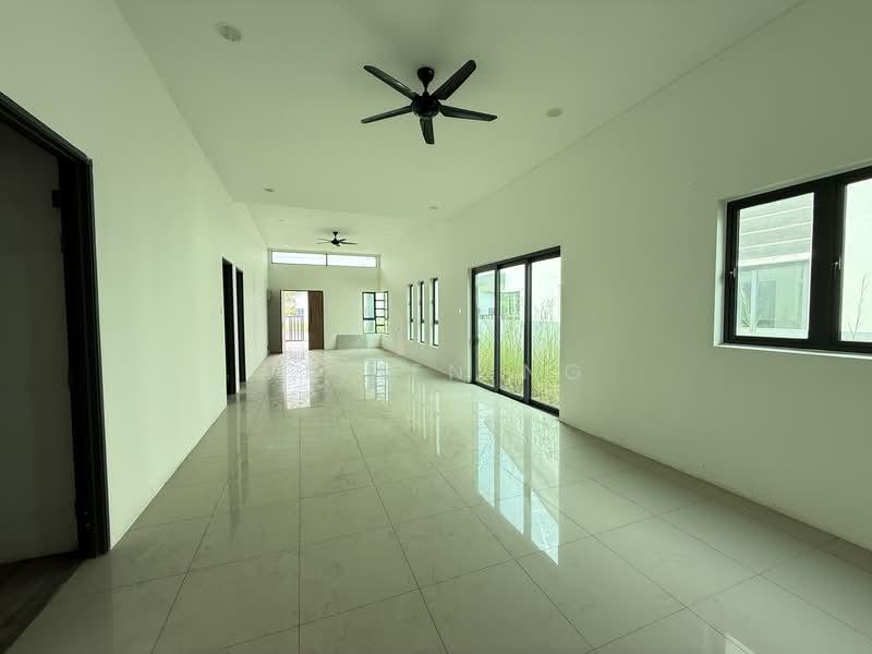 Taman Lapangan Harmoni - 3