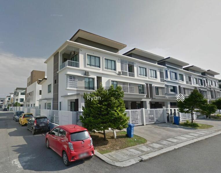 Setia Utama 2 End lot - 1