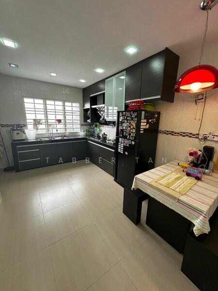 Taman Pinggiran Indah - 2