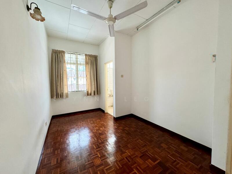 Taman Sri Nibong - 4