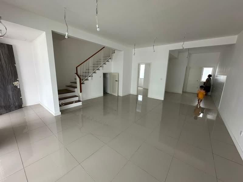 Garland Residence 2 - 4