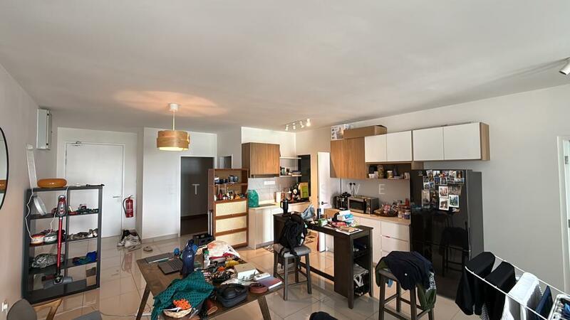 AraTre' Residences - 1