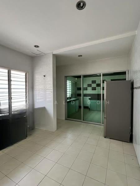 BANDAR SERI BOTANI - 4