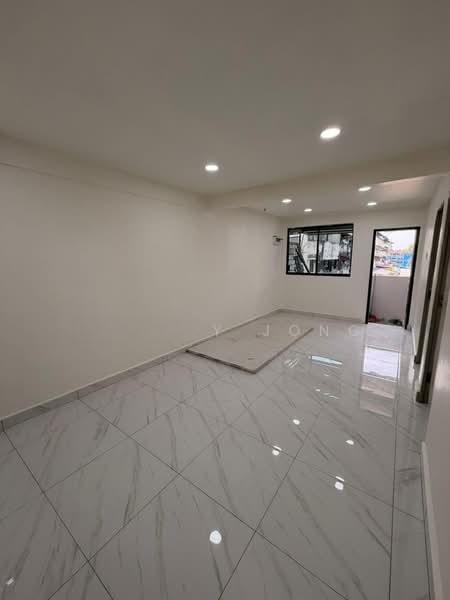 Flat Taman Ungku Tun Aminah - 1