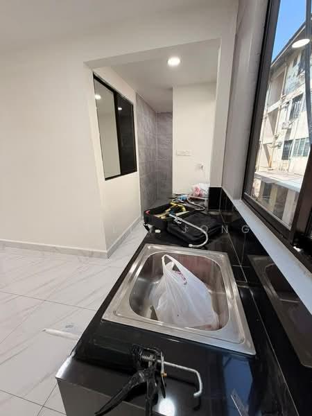 Flat Taman Ungku Tun Aminah - 5