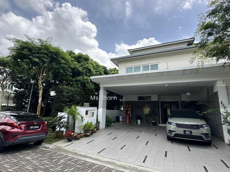 Isola Mansion @ Senibong Cove - 1