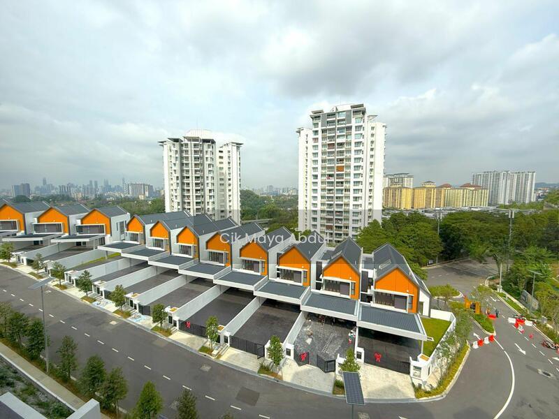 KL East : East 57 - 3