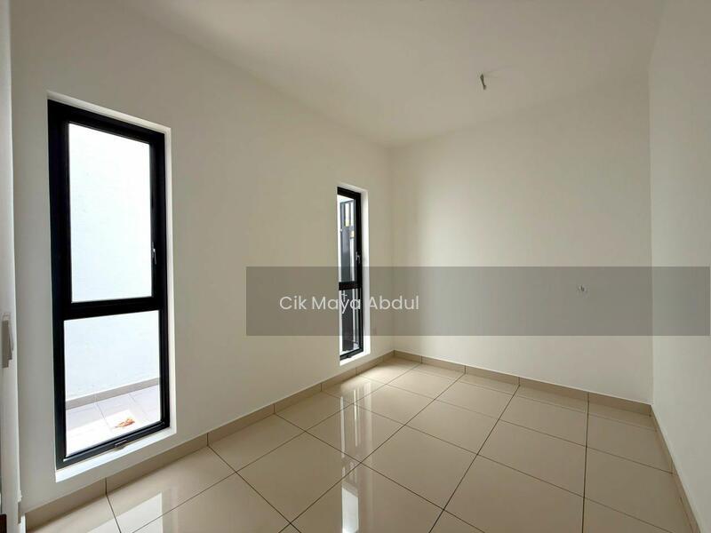 KL East : East 57 - 2