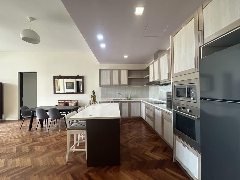 Quayside Seafront Resort Condominiums - 2