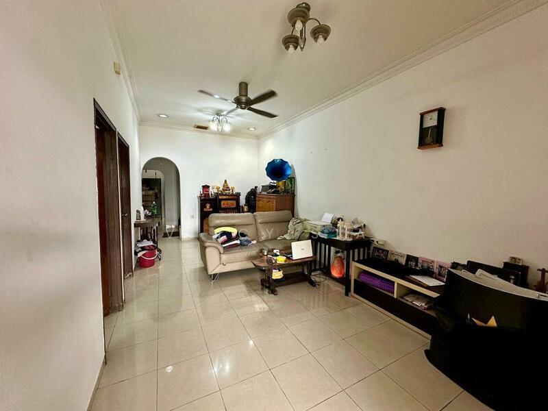 Taman Johor Jaya - 1