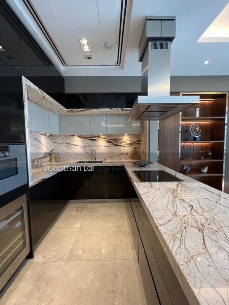The Ritz-Carlton Residences - 3