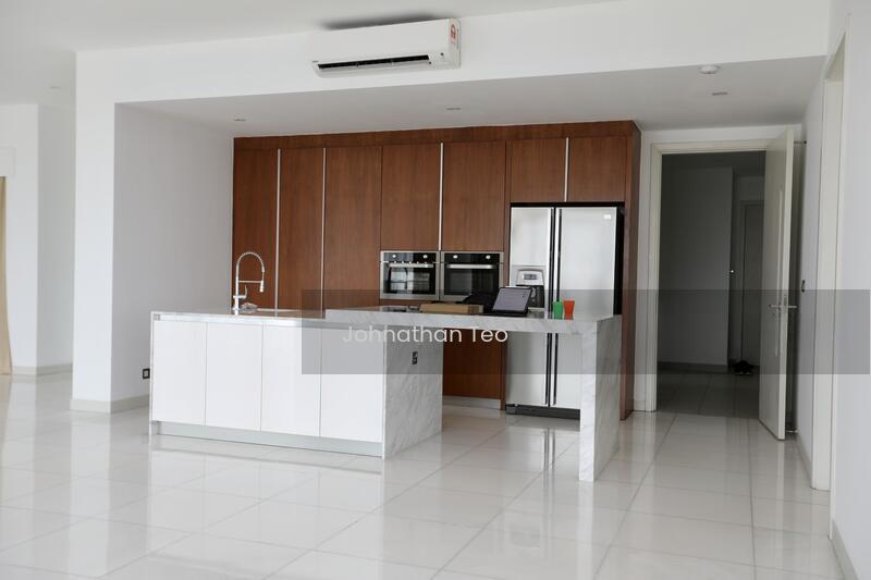 Dedaun Condominium - 4