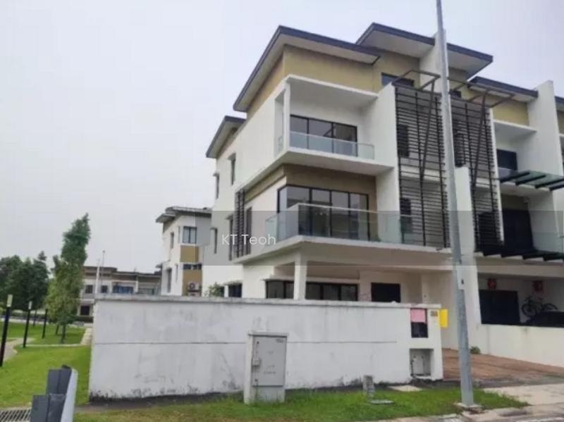 Below Market Value; 3 Storey Detached House @ Kota Emerald - 5