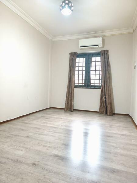 Lily & Jasmine Apartment - 4