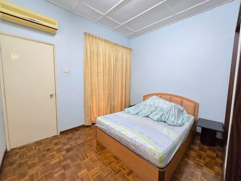 Taman Impian Emas - 4