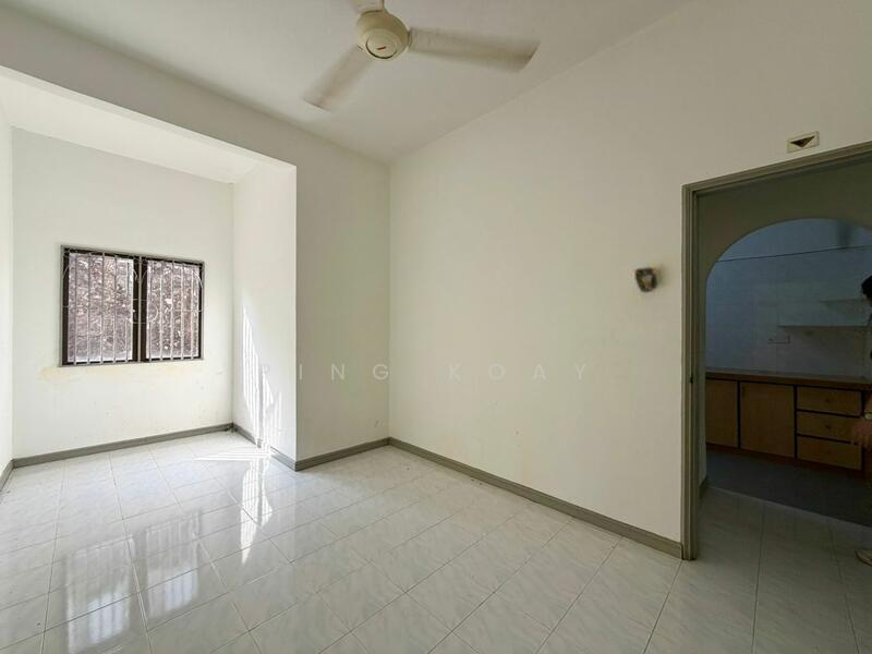 2 STY TERRACE | 1300SF | CHEE SENG GARDEN - 3