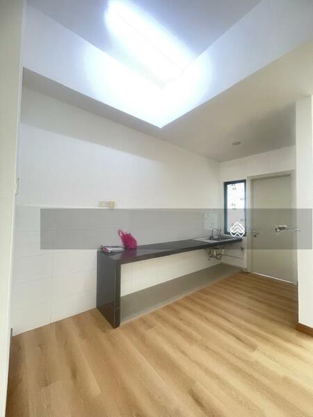 Lake Club Parkhome - 5