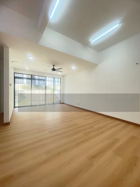 Lake Club Parkhome - 2