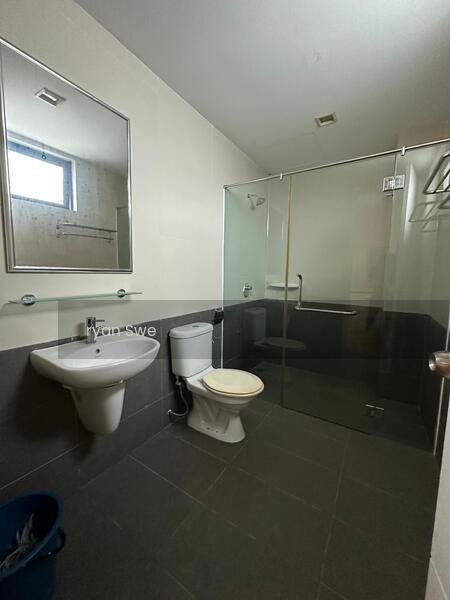 Papillon Desahill Condominium - 4