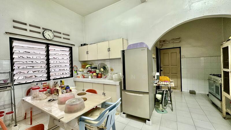 Taman Lucky, Bangsar - 3