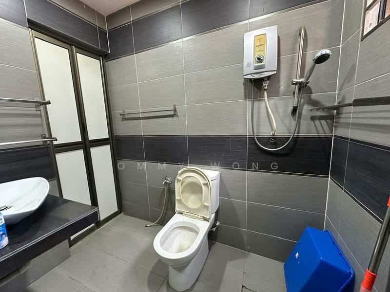 Mahkota Cheras - 2