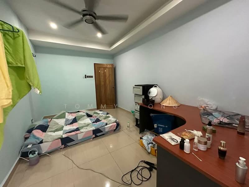Mahkota Cheras - 4