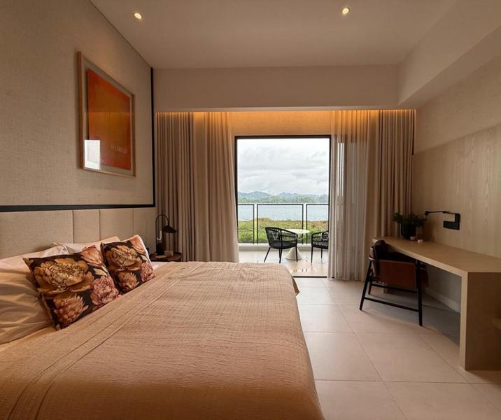 Aris Tower @ The Peninsula - 2