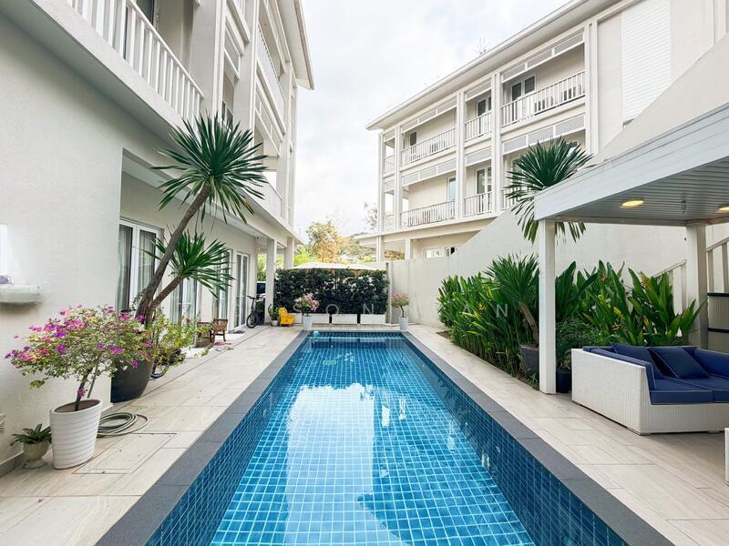 Serene Mont Kiara - 1