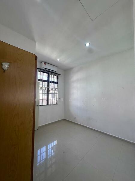 Desa Tebrau - 5