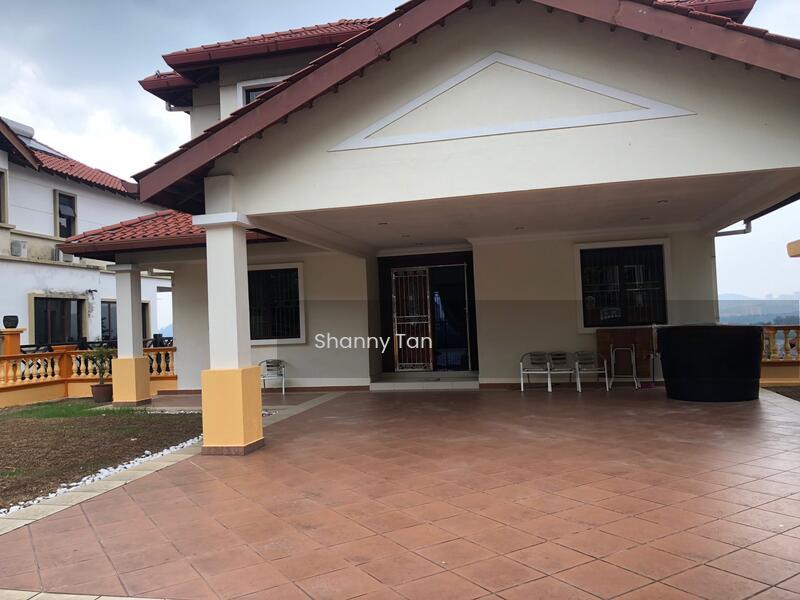 Sejati Hill Villa - 1