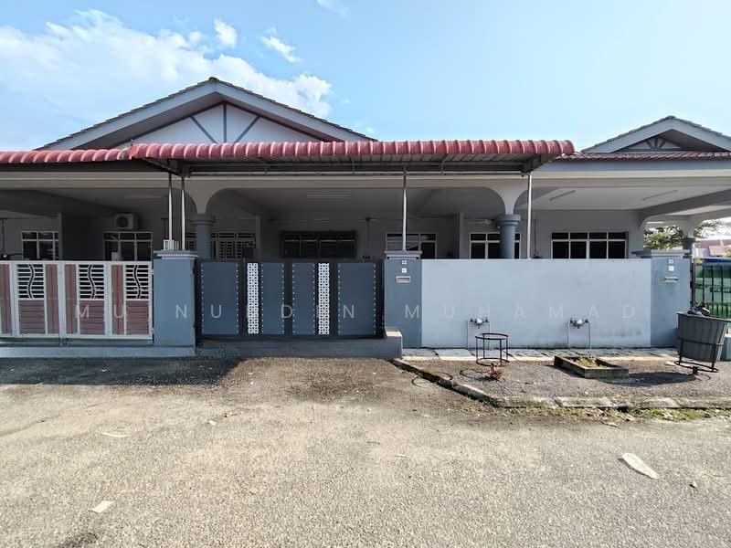 Taman Desa Bernam Indah Hutan Melintang Perak - 3
